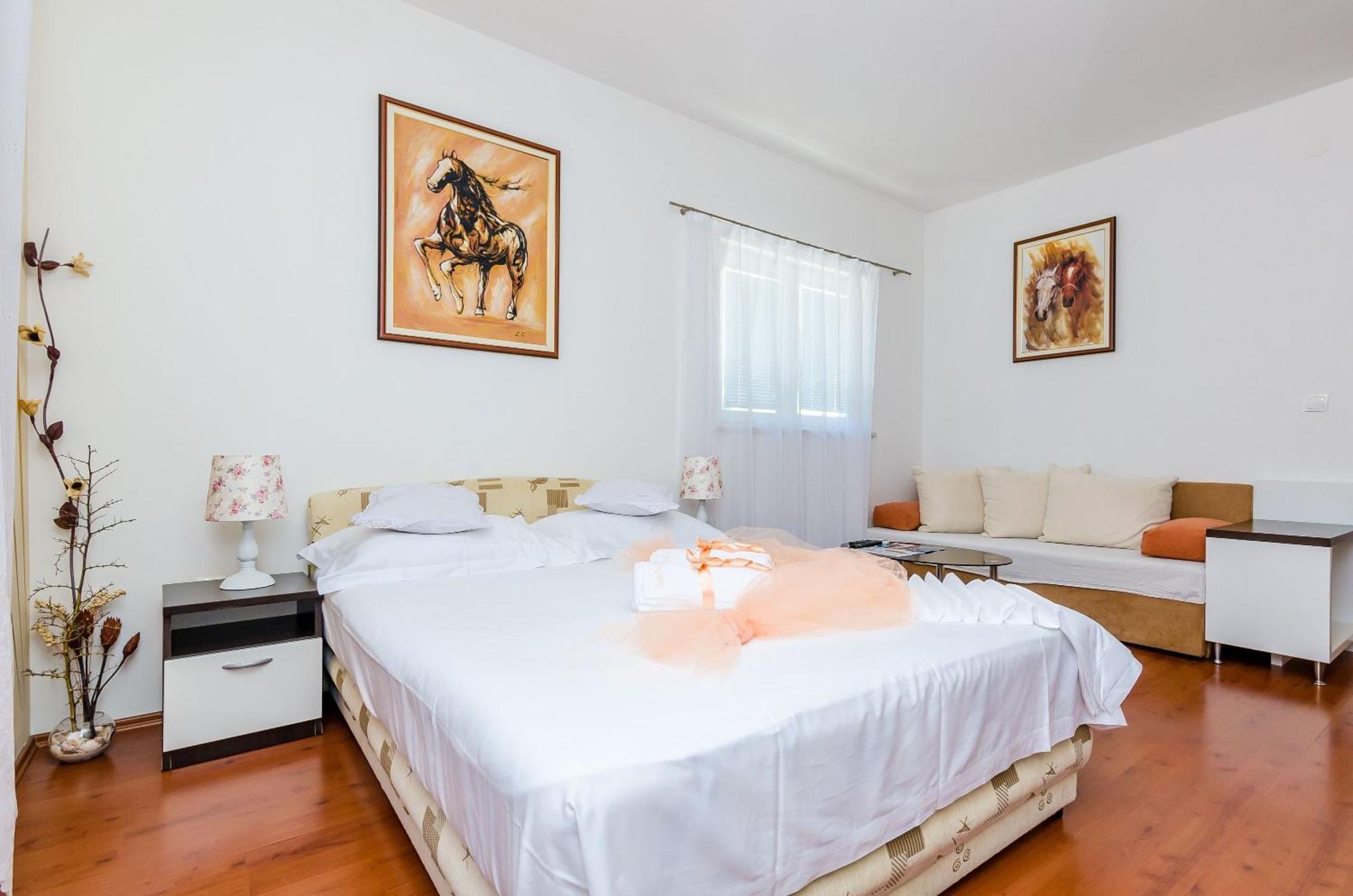 Apartments Villa Aura - Adult Only Dubrovnik Bagian luar foto