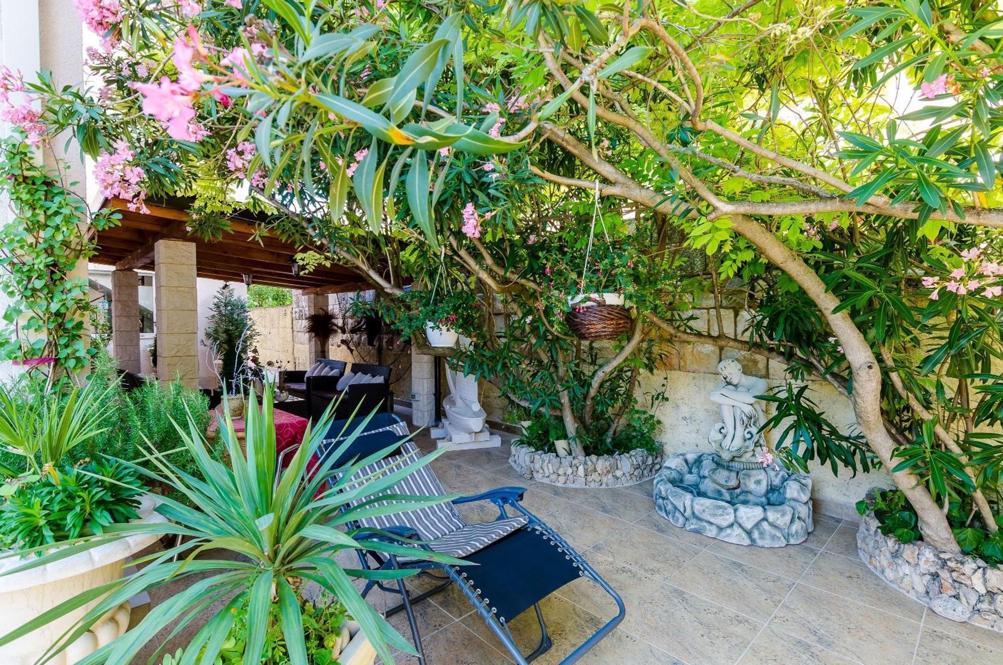 Apartments Villa Aura - Adult Only Dubrovnik Ruang foto